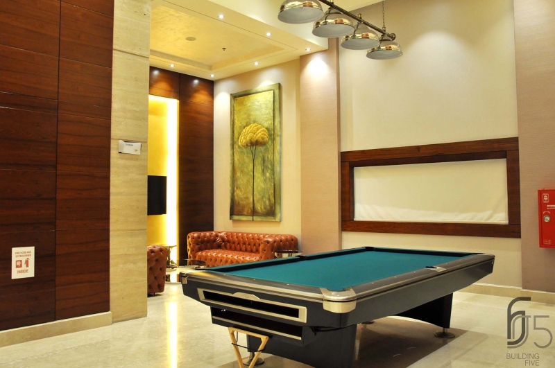 17 - Pool Table 01.JPG